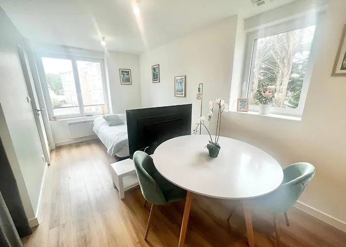 Meubles Gay Lussac * Breszt