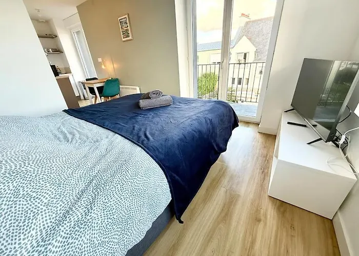 Meubles Gay Lussac * ברסט