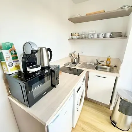Апартаменти Meubles Gay Lussac *